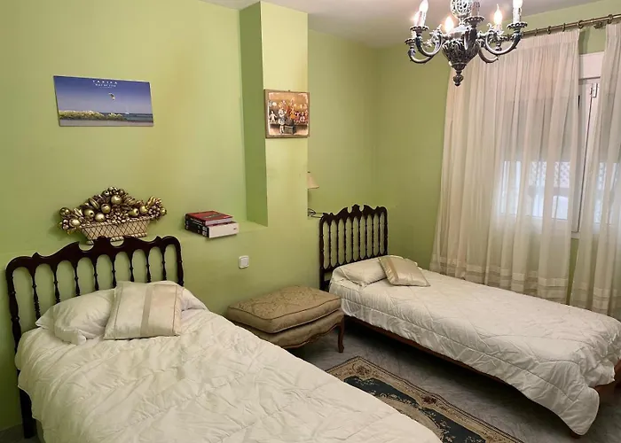 Appartement à 2 Chambres à Coucher