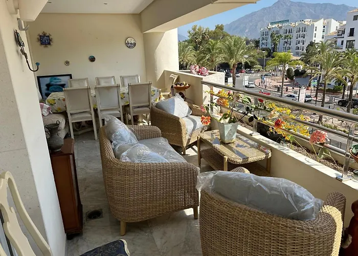 Appartement à 2 Chambres à Coucher